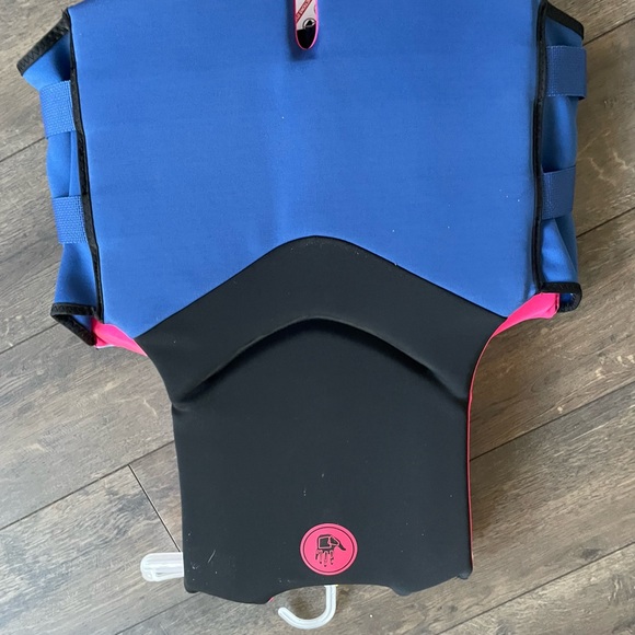 NEW Body Glove life vest womens xl - Picture 2 of 3